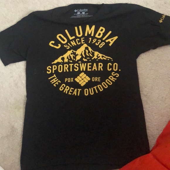 Columbia short sleeve T-Shirt - Picture 1 of 2